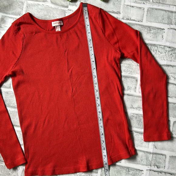 CAT & JACK | GIRL'S RED LONG SLEEVE TEE - Picture 2 of 6